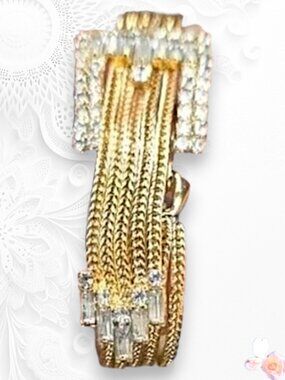 Hobe Crystal Belt Buckle Bracelet Vintage Rhinestone Gold Tone 6.25